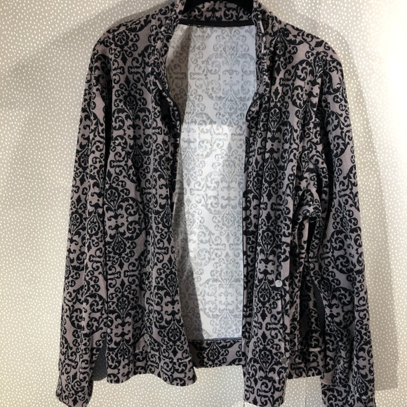 Black & Grey Damask Fleece Zipper Jacket Pockets - Picture 2 of 8